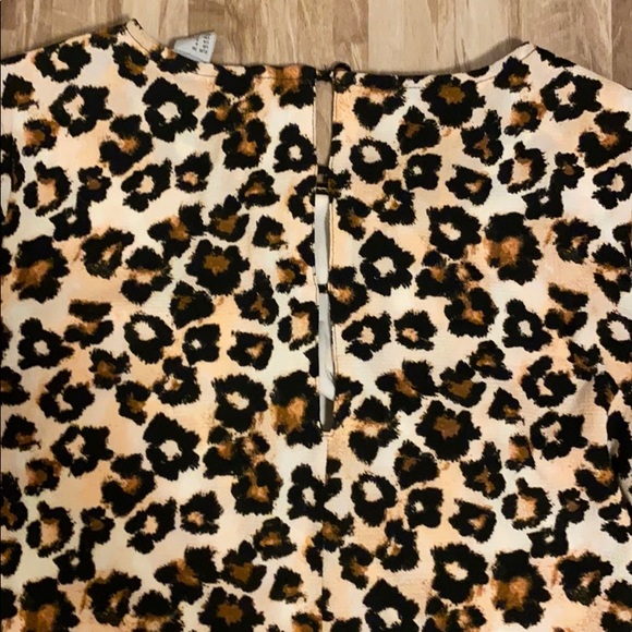 Cheetah printed loose dress - Picture 2 of 3